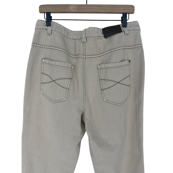 Brunello Cucinelli The Skater Straight Leg Jean in Tan - Picture 7 of 9